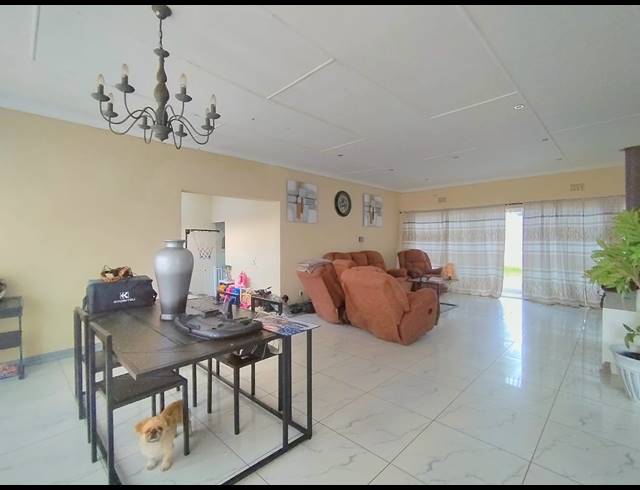 6 BEDROOM HOUSE FOR SALE IN BRAKPAN CENTRAL
